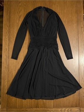 Tadashi Collection Elegant Black Long-Sleeve Pleated V-Neck Midi Dress